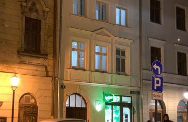 Ermine Suites - Photo 44