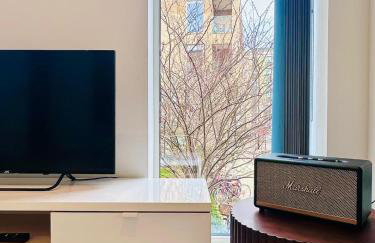 Luxury Corner Apartment by Cambridge Station with Free Allocated Underground Parking & Flexible Beds - Foto 5