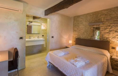 Scenic villa with heated pool - Foto 27