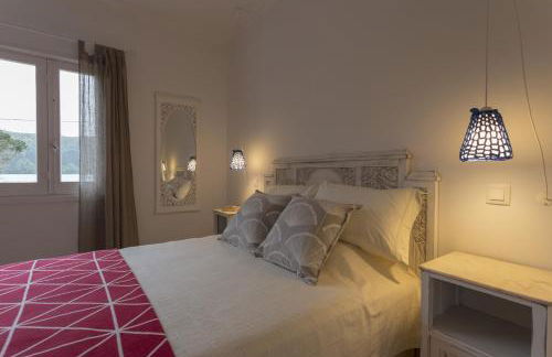 Lake View House - Photo 20