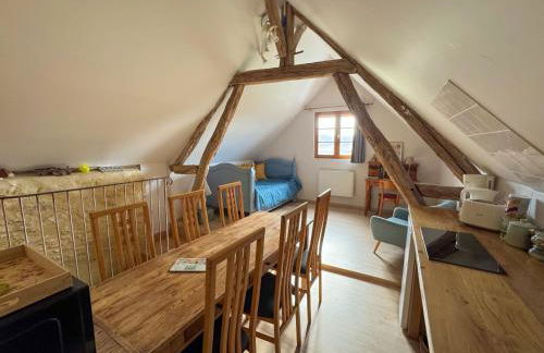 Gîte indépendant pouvant accueillir jusqu'à 6 personnes, situé dans une forêt - Foto 1