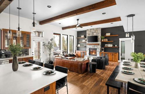 Luxe Lakeside New Build by Flathead Lake Speakeasy - Foto 12