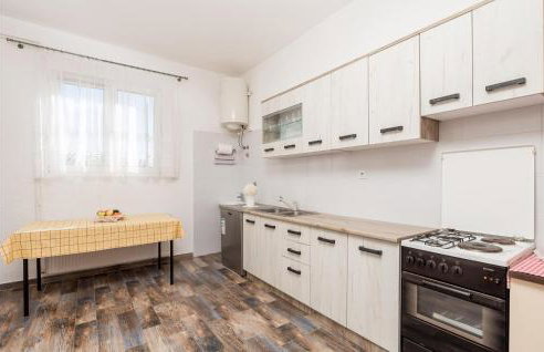 Amazing Home In Slunj With Wifi - Foto 8