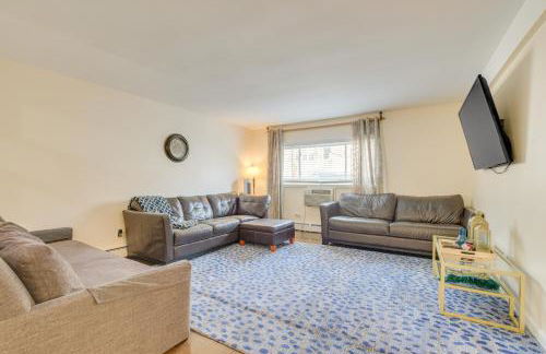 Walk to Train Convenient Skokie Condo! - Foto 5