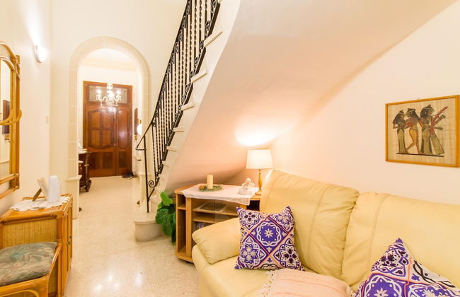 Madonnina Sunny Townhouse in Kalkara - Foto 6