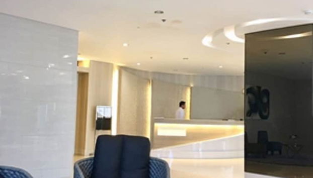 Coin salon dans le hall