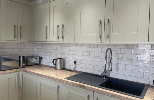 Cozy & unique two bedroom apt in the heart of town - Foto 8