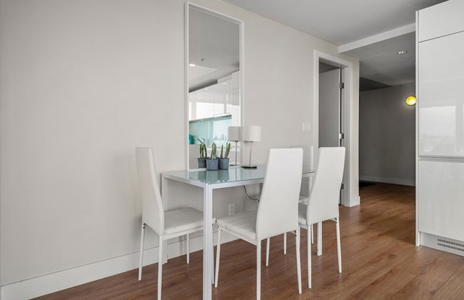 By Stampede Free Parking Banff Pass Wine More - Photo 51