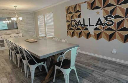 Retreat close to Lewisville Lake with pool, pet ok - Photo 8