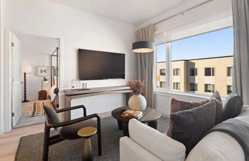 Hyatus Luxury Residences Boston Everett Premier Collection - Photo 24