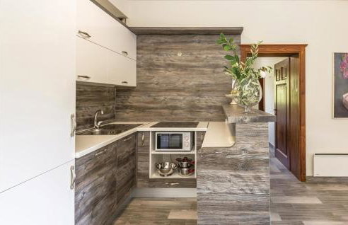 Six-Bedroom Holiday Home In Zagvozd - Foto 35