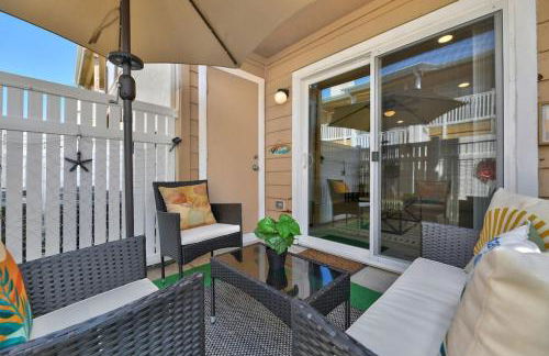 Stay Awhile Condo Minutes to Beach with Pool - Foto 27