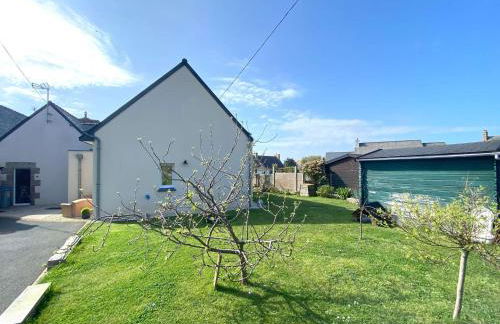 Maison avec WIFI, jardin clos et terrasse, à 500m de la mer et du GR34, Île Grande - FR-1-368-13 - Foto 12