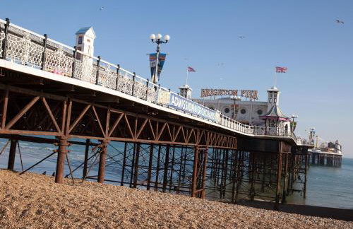 Modern Hove Home close to Brighton Beach with FREE PARKING - Foto 27