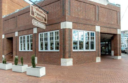 Steps from Vandy, live music-Downtown 9 mins away! - Foto 56