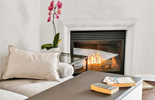 Lux Oasis in Woodland Hills - Foto 17