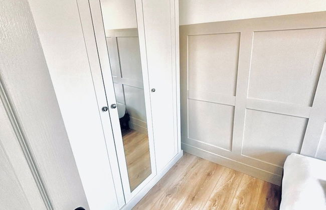 Entire 2 Bedroom House 7m To Station - Foto 6