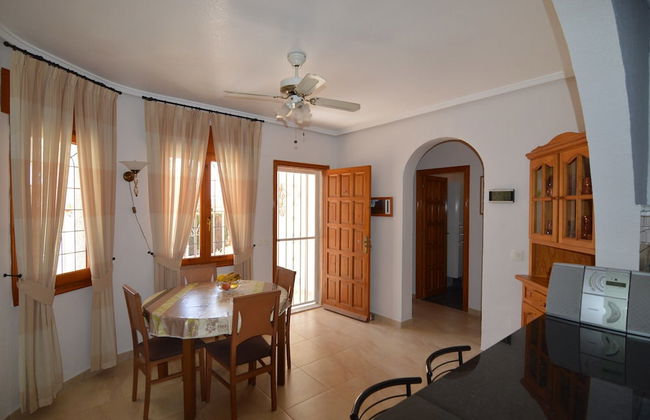 Modern Villa in Rojales with Hot Tub & Private Pool - Foto 11