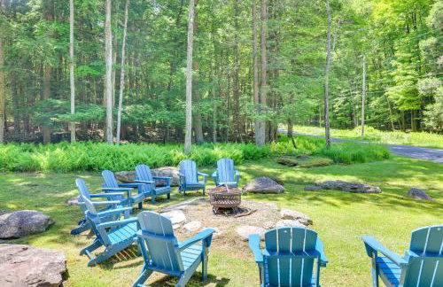 Secluded Family Cabin with Fire Pit in Lake Ariel! - Foto 34