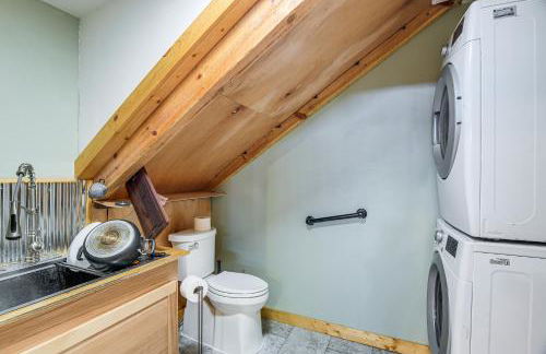 5 Mi to Lake Secluded Pinedale Retreat with Sauna! - Photo 24