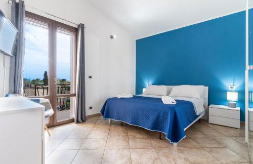 Deep Blue Sea - Photo 25