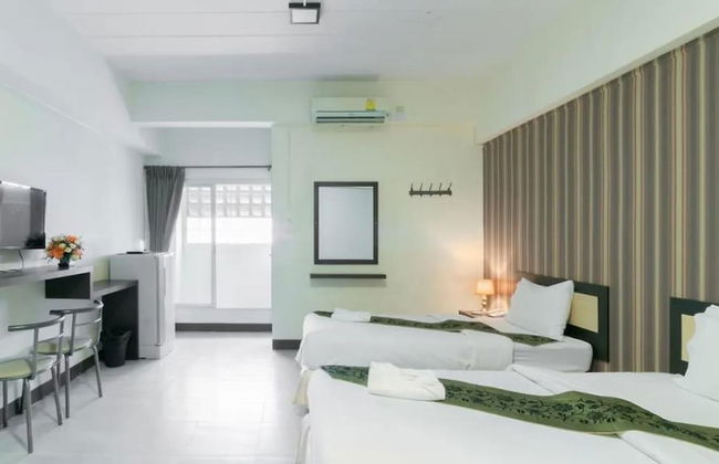 B9 Airport Resident - Photo 19