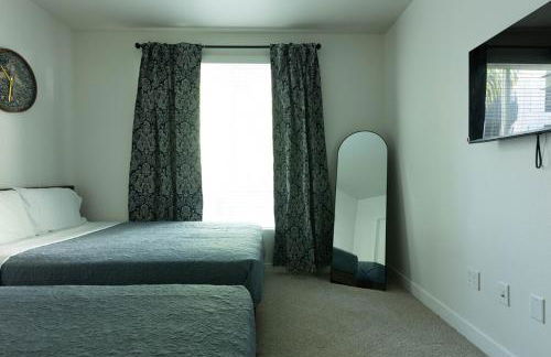 Cozy and Calm Retreat in Heart of Glendale - Foto 36