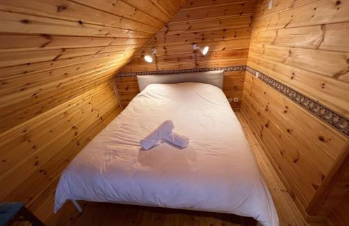 Chalet bois au coeur des Pyrénées ariégeoises - Foto 4