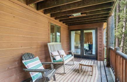 OVER THE RIVER AND THROUGH THE WOODS - Foto 44