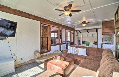 Fish House with Deck, Fire Pit and River Views - Foto 4