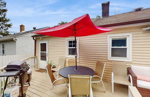 2 Mi to Beach! Hot Tub Haven in Michigan City - Foto 36