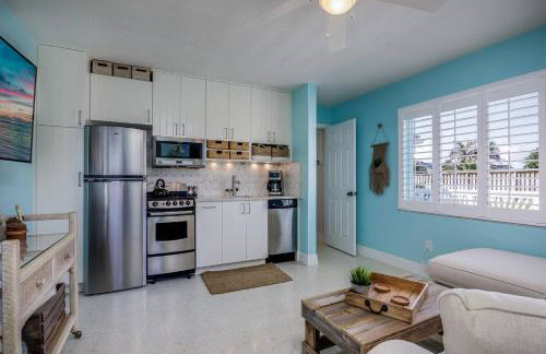 Family retreat at the beach - direct oceanfront! - Foto 53