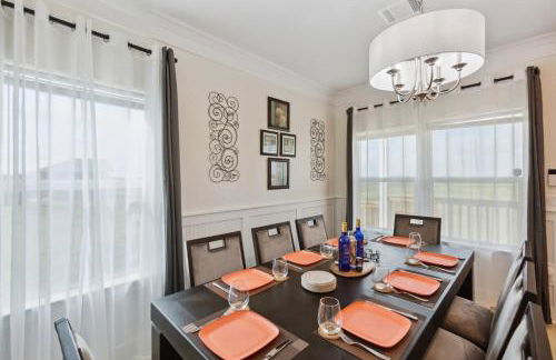 Cozy 3 Bedroom Family Beach Home in Galveston - Photo 10