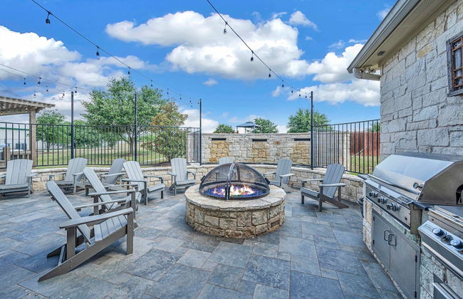 New Epic House-pool-theatre-hot Tub-game Room - Foto 49