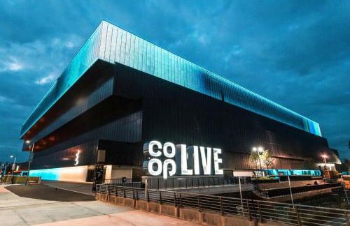 Large 3 Bed Home - Coop Live -Free parking - Foto 12