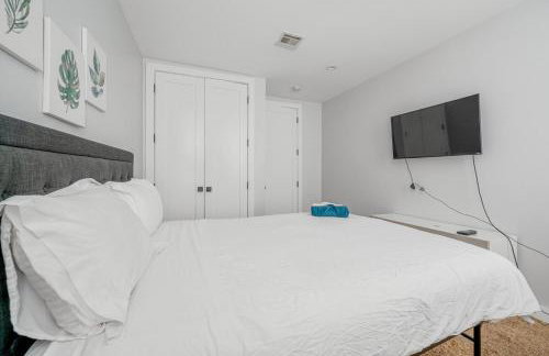 2 Queen Beds, TV's in Bedroom, Path to Manhattan - Foto 10