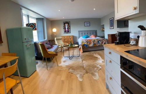 Beautiful Retro Flat above Pub. - Foto 6