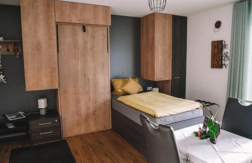 Willy´s Ferienzimmer im Tabakdorf Hatzenbühl - Foto 1