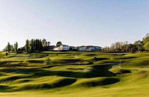 T1 Bis avec piscine vue golf et montagnes - Foto 21