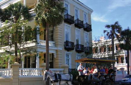 1111 Middle Street by AvantStay Charming Historic Cottage Featured in Dear John Movie Beach Access - Foto 23