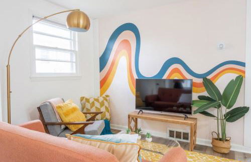 Retro Retreat renovated 2BR, desk, no chore list! - Foto 20