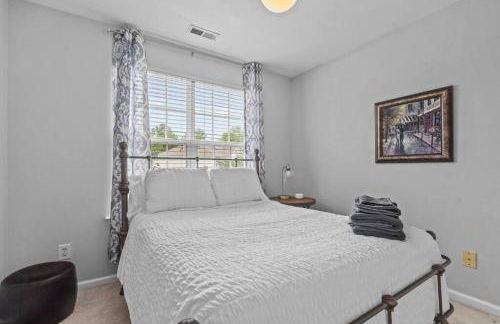 Peaceful, townhome in Hope Valley Farms - Foto 35