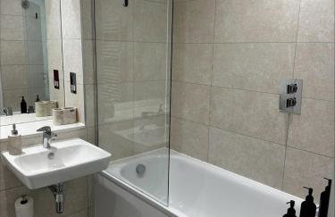 1BD City-Centre Magical Views - Foto 14