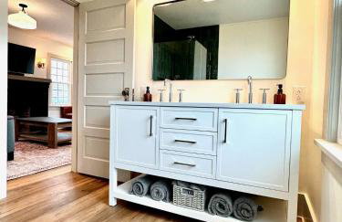 Tippecanoe Lakefront Classic Cottage - Foto 16