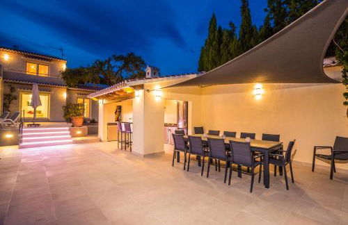 Casa Juana is a modern, luxury, exclusive, 6 bedroom villa. - Foto 46