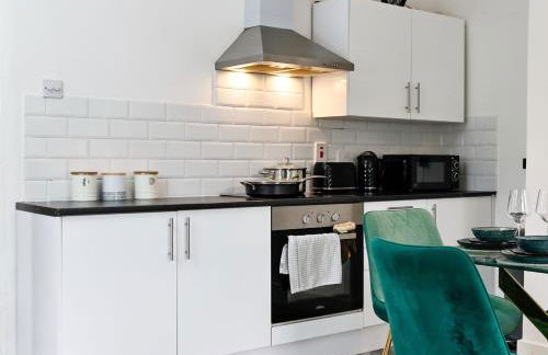 3-Bed Cottage Sleeps 8 Walk to Thames Garden - Foto 7