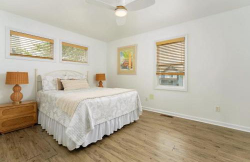 Ocean-View Pet-Friendly Beach Access Retreat - Photo 34