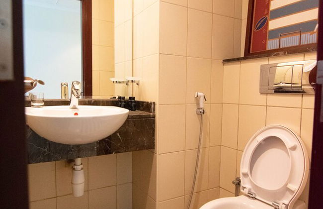 Lux BnB I X1 Tower I Golf Course & Sea Views - Photo 20