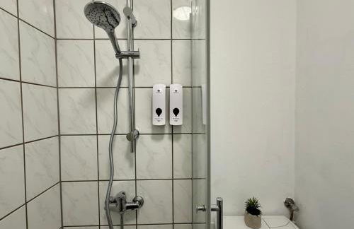 TT Living Apartments Rellingen I 1 & 2 Schlafzimmer I Küche I Spülmaschine I Parkplatz - Foto 29