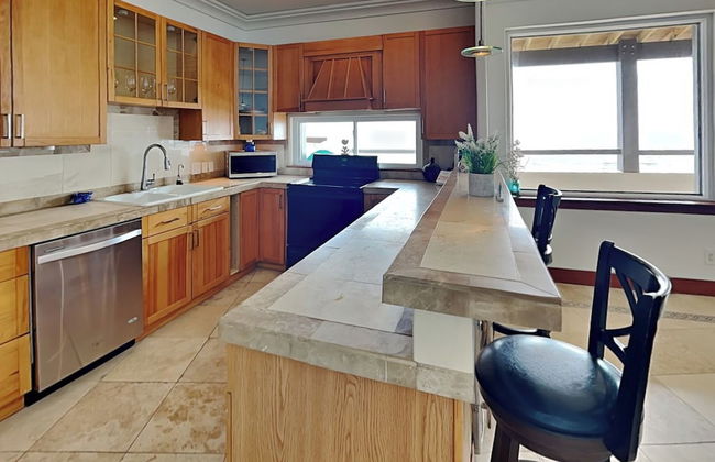 Sunset On The Seawall #1 by Ryson Vacation Rentals - Foto 8